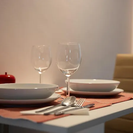 Apartment Exclusive 2-bedroom House Next To Duomo Cathedral Mailand